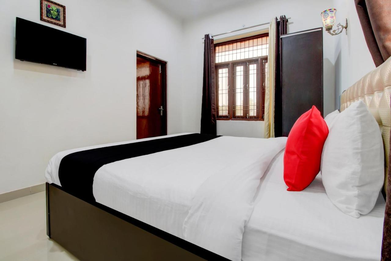 Elegance Resort Mathura Exterior foto