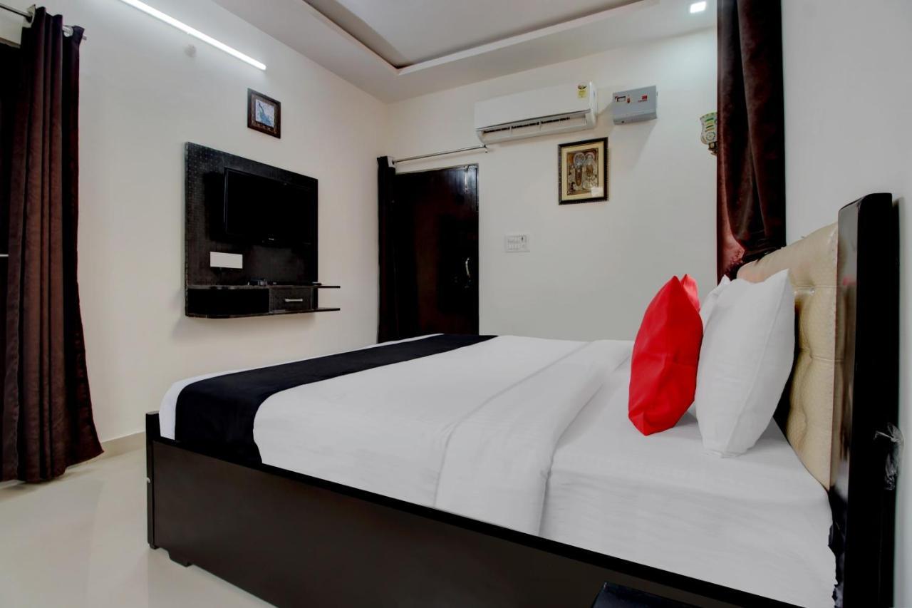 Elegance Resort Mathura Exterior foto