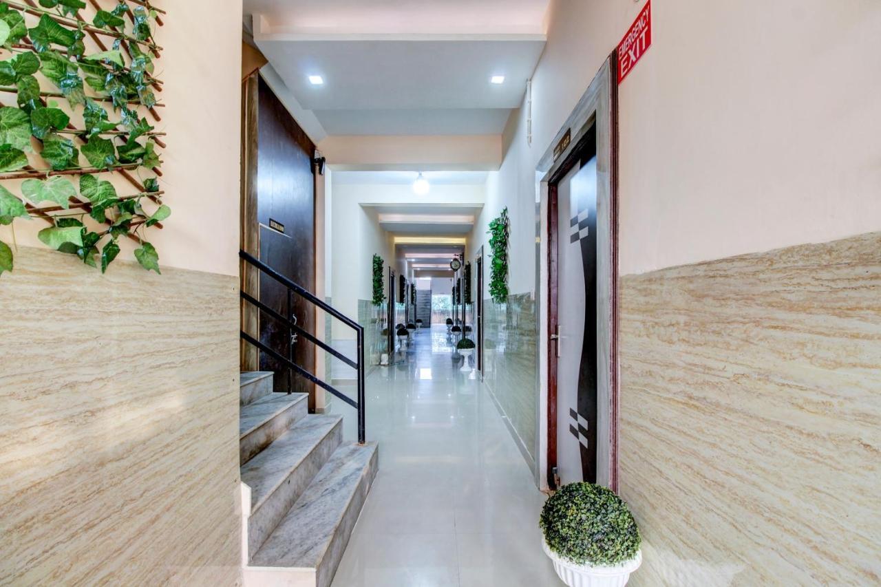Elegance Resort Mathura Exterior foto